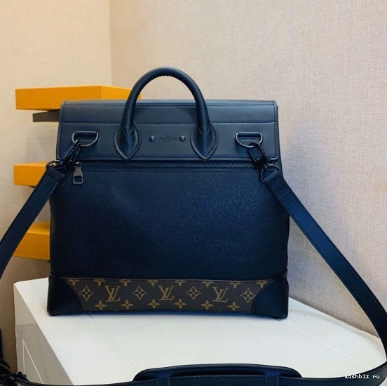 WIS STEAMER VUITTON LOUIS PM 0823